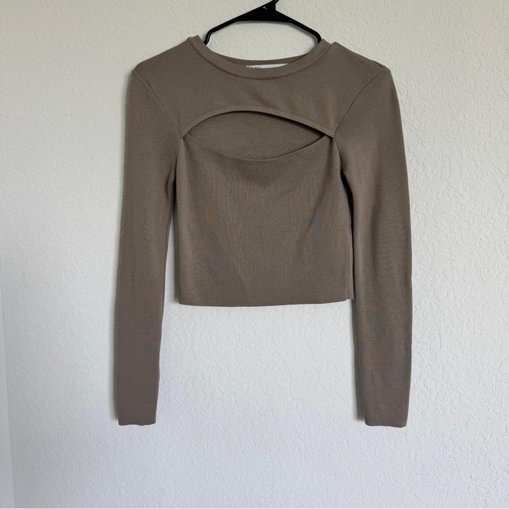 Zara Brown Long Sleeve Cutout Top. Size S